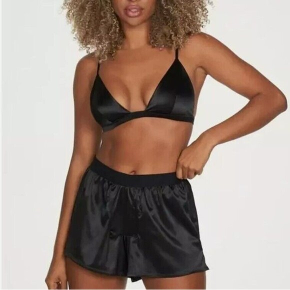 Frederick's of Hollywood Satin Bralette Short SMALL Ginny Black Sleep Loungewear - Picture 2 of 7